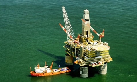 oil rig platform 